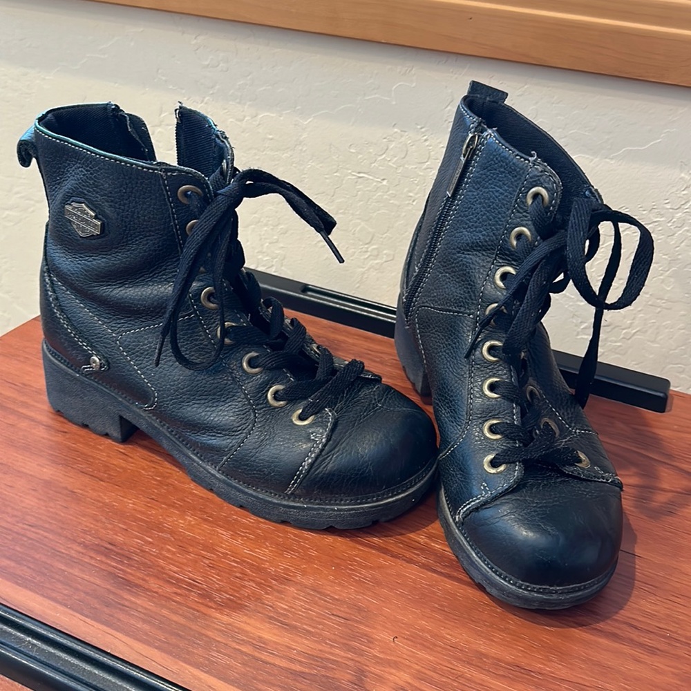 Harley Davidson Tami Moto boots pebbled leather black lace-up motorcycle boot